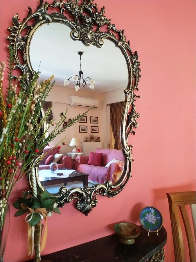 Thalia Apartment In Kalamata, 15' Walk From The City Center And The Beach Eksteriør bilde