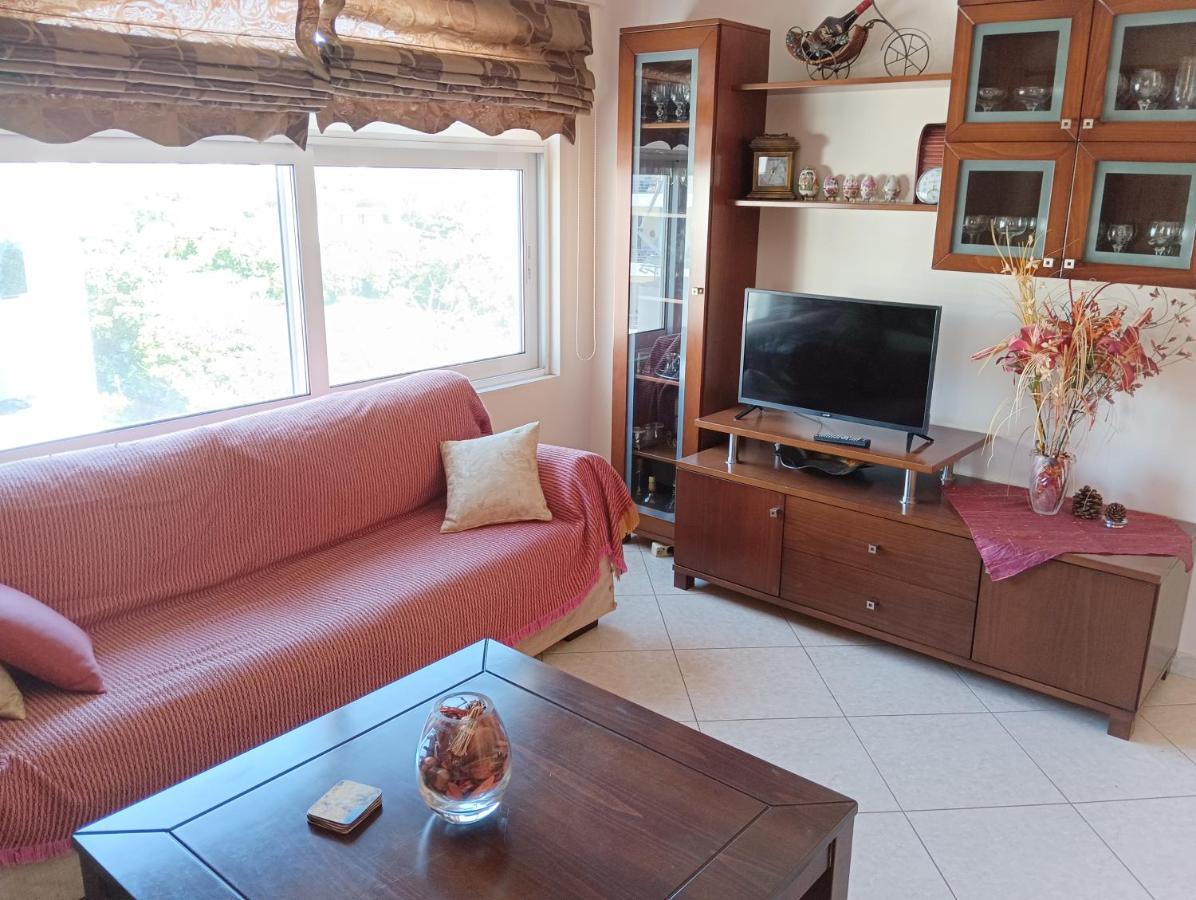 Thalia Apartment In Kalamata, 15' Walk From The City Center And The Beach Eksteriør bilde