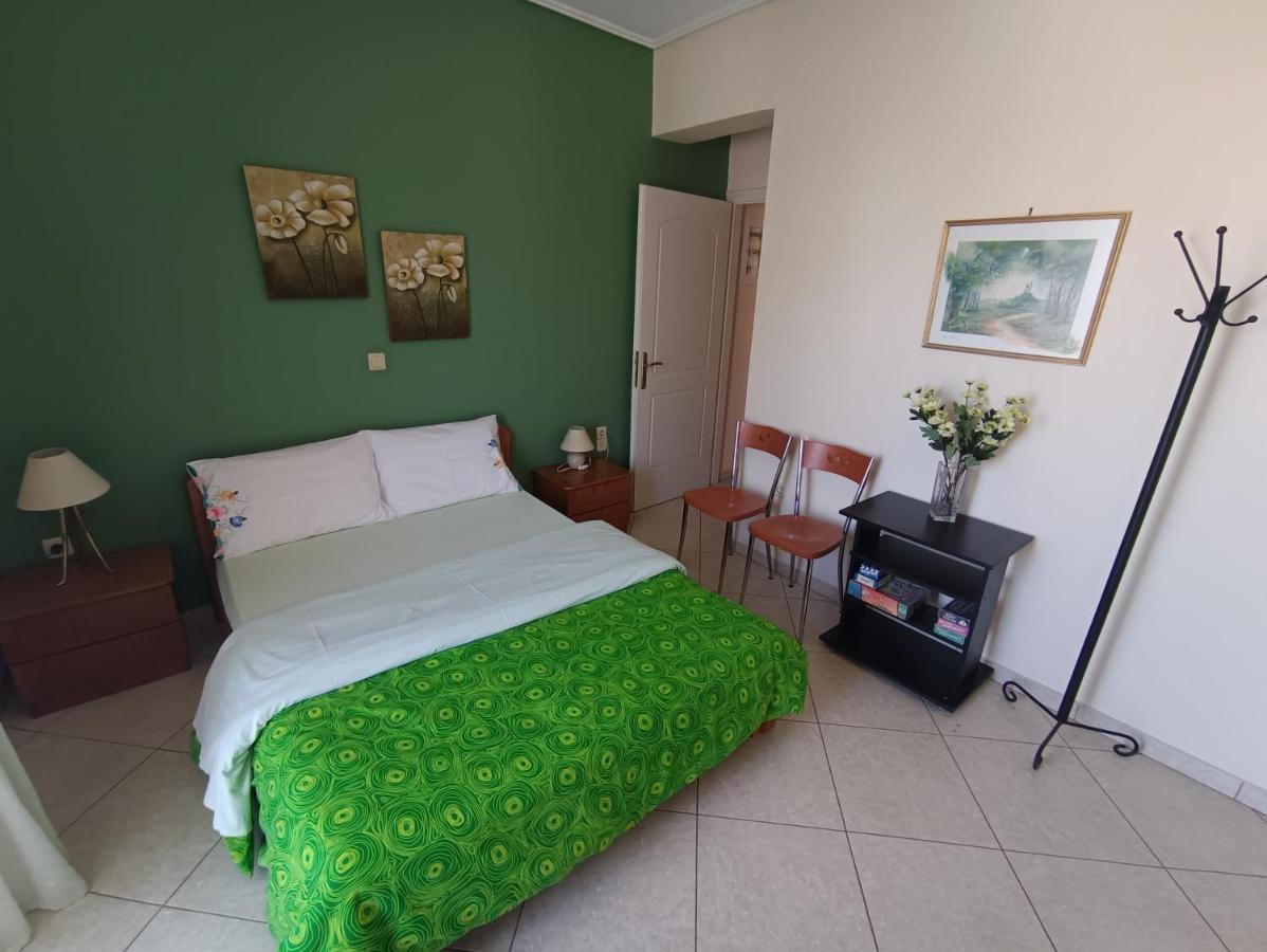 Thalia Apartment In Kalamata, 15' Walk From The City Center And The Beach Eksteriør bilde